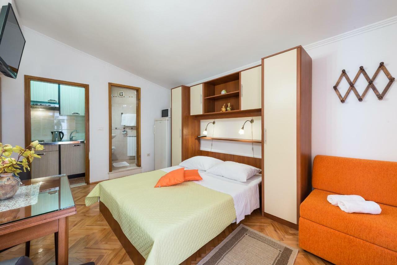 House Jelena Hotel Mlini Exterior photo