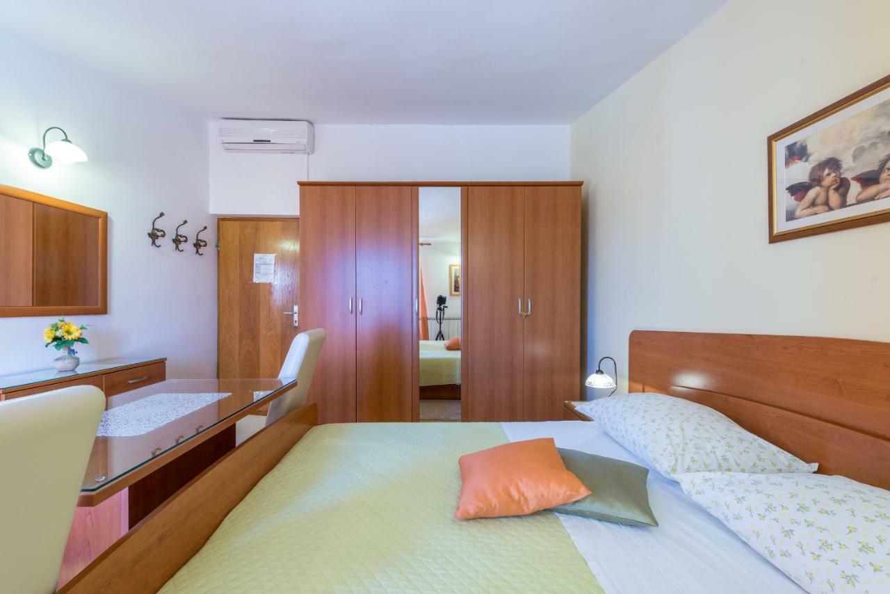 House Jelena Hotel Mlini Exterior photo
